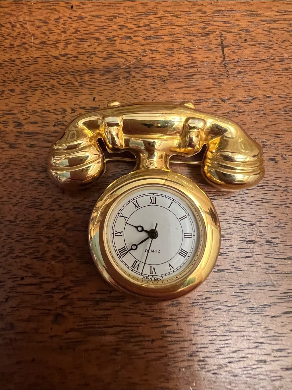 Gold Vintage Telephone-Shaped Clock Brooch with Roman Dial